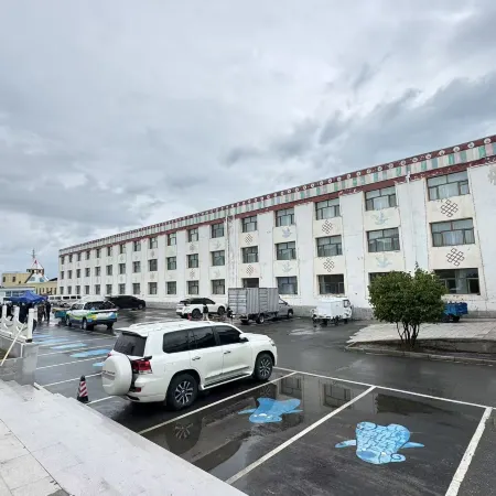 Qinghai Lake Linlan Lakeview Hotel