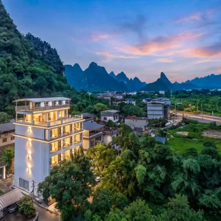 Rongzhang Riverside Hotel (Xingping 20 Yuan RMB Background Scenic Area)