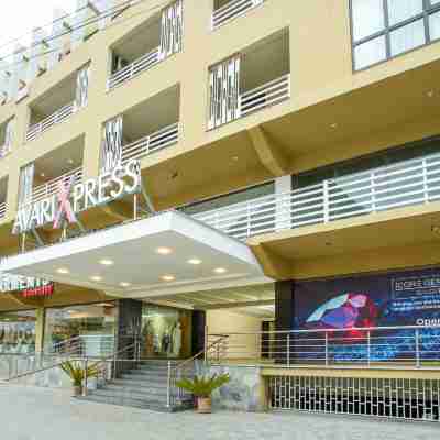 Avari Xpress Gilgit Hotel Exterior