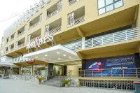 Avari Xpress Gilgit - Family