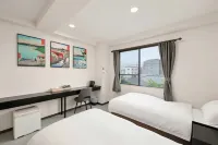 Exclusive Apartment on Zborovska - parkir