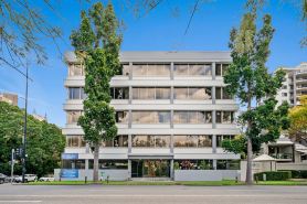 Chasely Apartment Hotel