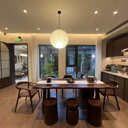 Shanye Yunye · Designer Courtyard Homestay (Yixing Yao Hu Town)