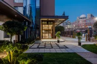 Homeinn Plus Hotel Hotels in Lujiazui Area