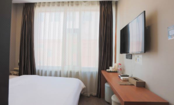 May Flower Hotel (Yanji Yanbian University Floating Market Branch)
