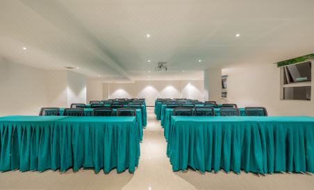 Youcheng Hotel (Cenxi People's Hospital Bus Terminal) - Housity