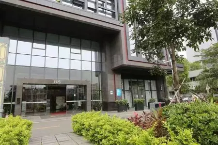 Qingcheng Smart Apartment (Zhuhai Gongbei Zhong'an Plaza)
