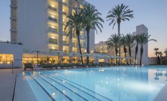 HM Ayron Park - Adults Only