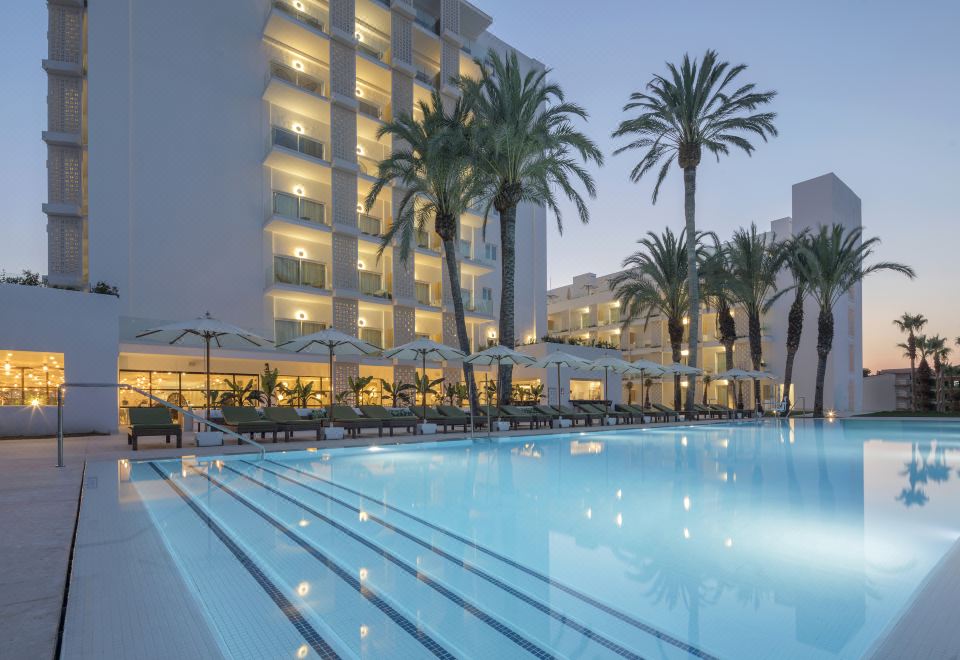 HM 아이론 파크 사진