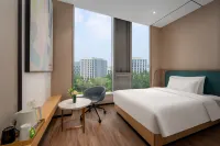 Z Manl International Hotel (Tianjin Airport Binhai International Airport)