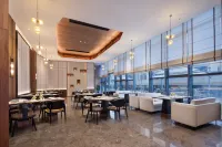 ロイジェムホテル(ROYGEM HOTEL)ホテル（竜南メインストリート） 竜南のホテル