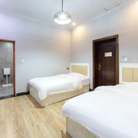 Zhangjiajie Fengjie Chinese Inn (Tianmenshan Cableway)