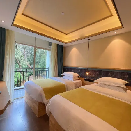 Tsurumi Residence