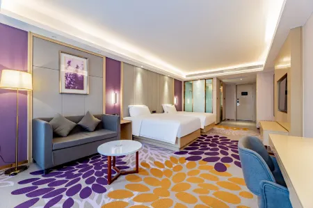 Lavande Hotel (Hohhot East High-speed Railway Station Airport)