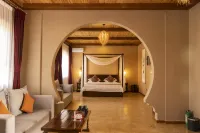 Moli Suji (Kashgar Yuephu Dawakun Scenic Area) Hotels in Yopurga