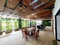 The 8 Factory Hotel