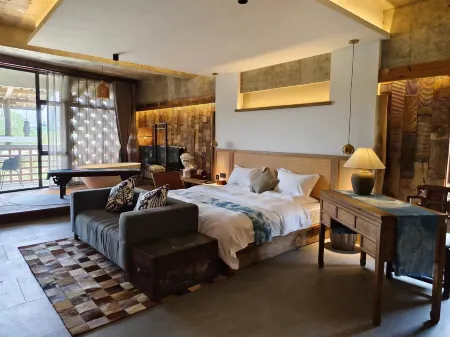 B&Bs in the Art Museum in· in Huatian Time Отели рядом с достопримечательностью «(Wenji Service Area) Feidong Station Wenji Branch»