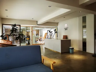 Yaozhong Hostel Hotel in zona Hubei University of Traditional Chinese Medicine (Tanhualin)