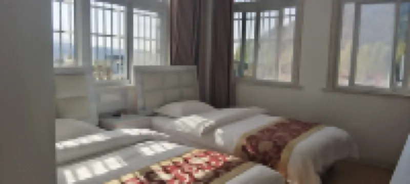 天柱山捌零年代農家樂