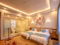 若寓リゾートホテル(泰安旧街愛琴海ショッピングパーク) 泰安のホテル