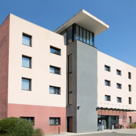 Holiday Inn Express MARSEILLE AIRPORT by IHG