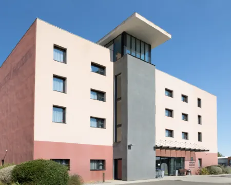 Holiday Inn Express MARSEILLE AIRPORT by IHG Hotels in Vitrolles