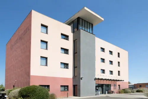 Holiday Inn Express Marseille Airport Hotels in Vitrolles