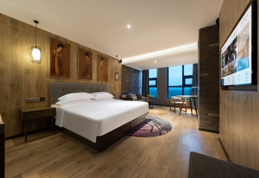 PHIREN Hotel 객실 내부