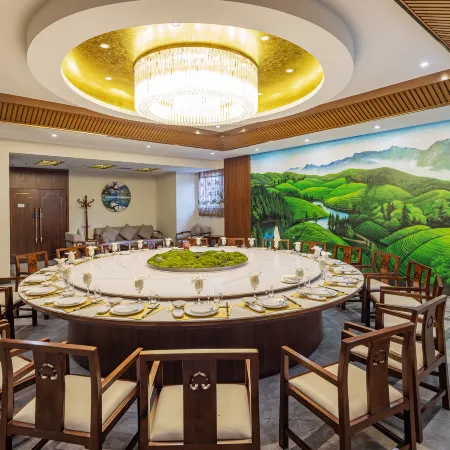 Yuanlong Hotel
