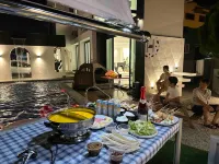 The Luxurious 168 Cruise, Melaka Hotels in 