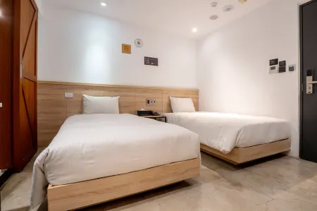 Chase Walker Hotel
