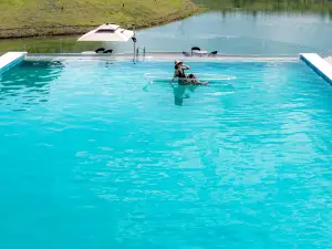 Grand New Century Nanshan Heyuan Hot Spring Resort