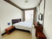 Juxian Business Hotel (Tongren High-speed Railway Station) Hotel a 