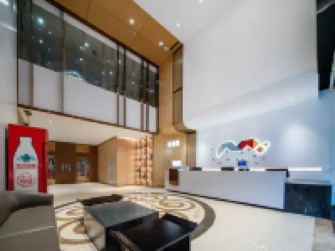Borrman Hotel (Zhanjiang Dingsheng Plaza Guanhai Promenade)