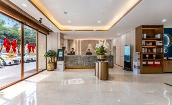 Lan'ou Hotel (Shenzhen Dongmen Luohu Port)