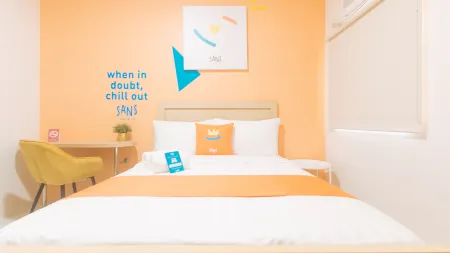 Sans Hotel at One JD Place Makati by RedDoorz Отели рядом с достопримечательностью «The Linear Makati Tower 2»