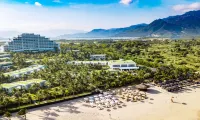 Cam Ranh Riviera Beach Resort & Spa Hotels in Cam Hai Tay