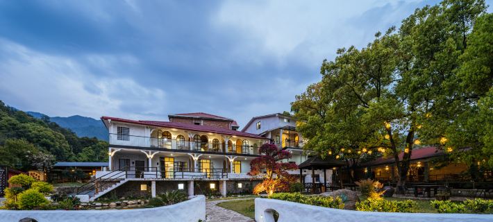 Floral Hotel· Jiujiang Lezhou Manor Homestay(Donglin Temple Branch of Lushan Cableway) Hotels in Jiujiang