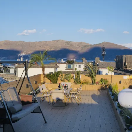 Dali Yibo Haiju Inn
