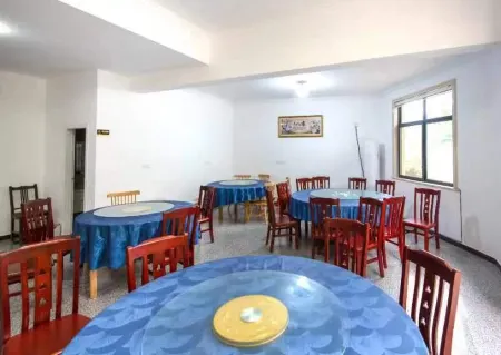 Shitai Dashancun Tianyuan Xiaozhu Homestay Отели рядом с достопримечательностью «China’s Top Selenium-Rich Village»