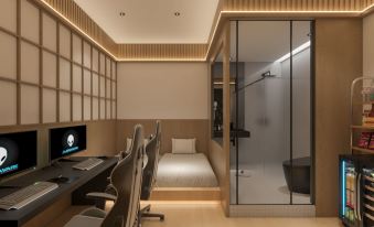 Waixingren Competitive Hotel (Yunyang County)