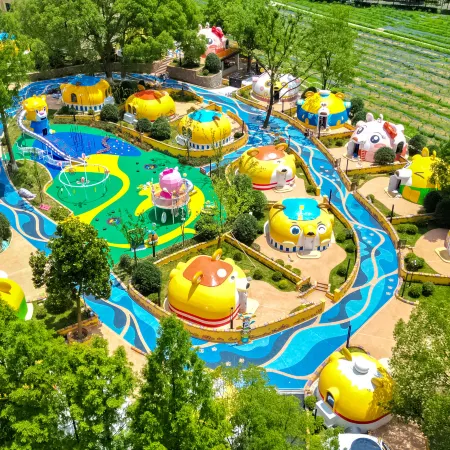 Fantasy Jialebi Theme Hotel