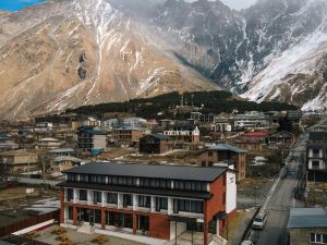 卡茲別吉山屋