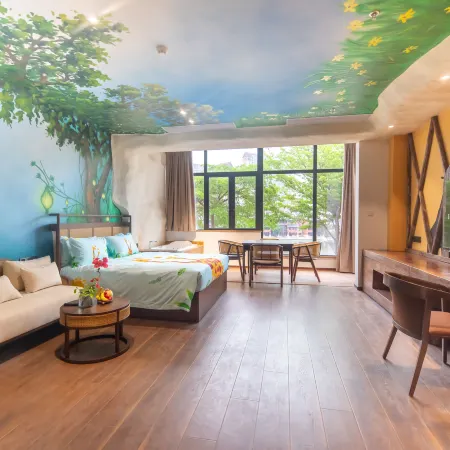 Xiamen Lingling Giraffe Manor Hotel
