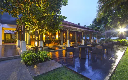 Estella Phuket Mai Khao Beach Resort Отели рядом с достопримечательностью «Sai Kaew Beach»