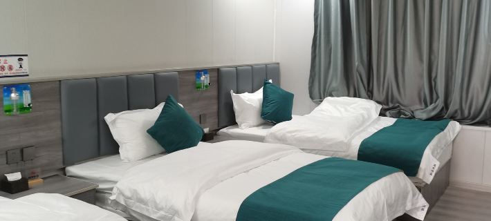 Rongbu Hotel โรงแรมในติงรี่
