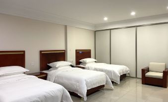 Qinghua Business Hotel