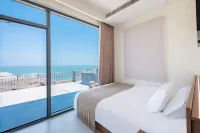 Light Luxury · Listening to the Waves by the Sea Seaview Homestay Các khách sạn gần Qixia Road Pedestrian Street