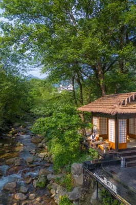 Chuxin Sanshe Dayin Xisheng Hostel - 온천