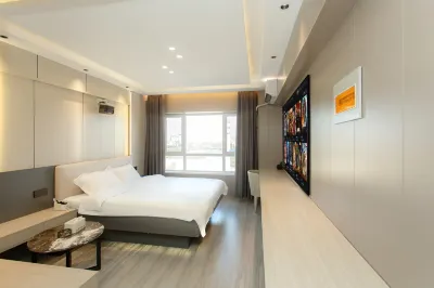 Yiyue Apartment (Shenbei Jijia Shopping Center) Отели рядом с достопримечательностью «Шэньянский Аэрокосмический университет»
